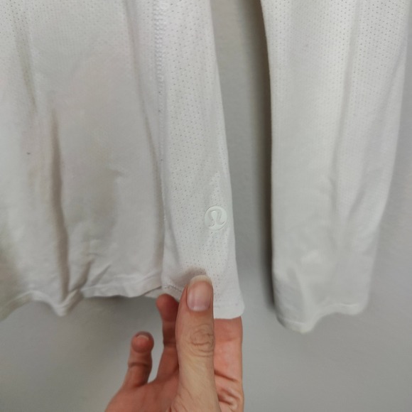 Lululemon Scoopneck Top Womens Small White Perforated Mesh Long Sleeve Running - Picture 4 of 8